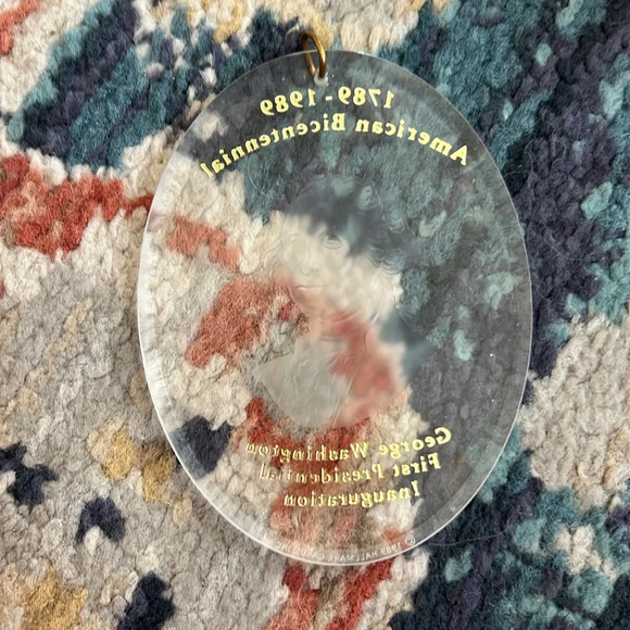 Hallmark 1989 George Washington Bicentennial Acrylic Christmas Ornament - Picture 2 of 2